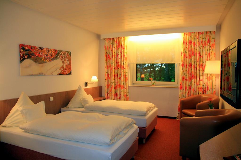 Hotel Am Springhorstsee Großburgwedel Chambre photo
