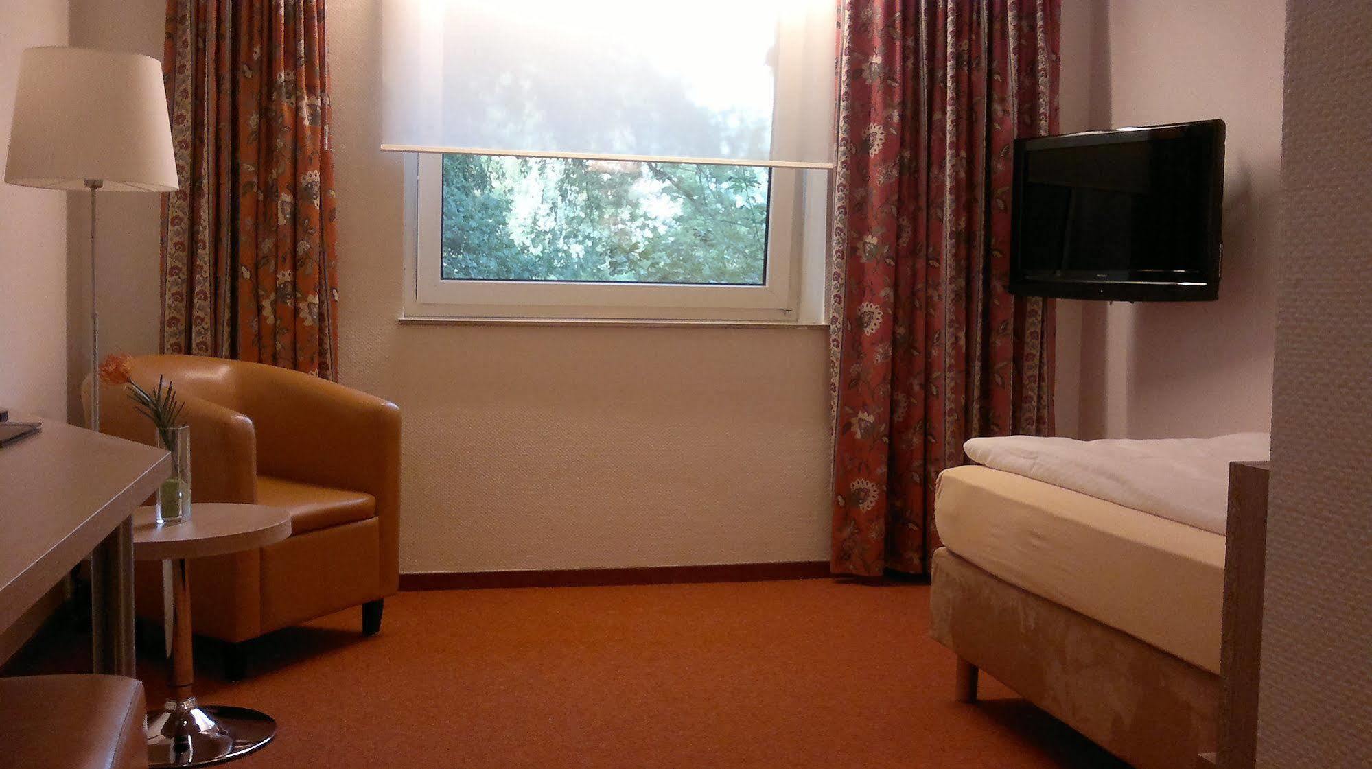 Hotel Am Springhorstsee Großburgwedel Extérieur photo